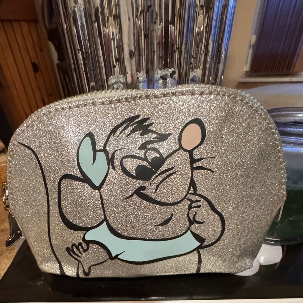 Danielle Nicole Disney Pouch - image 1